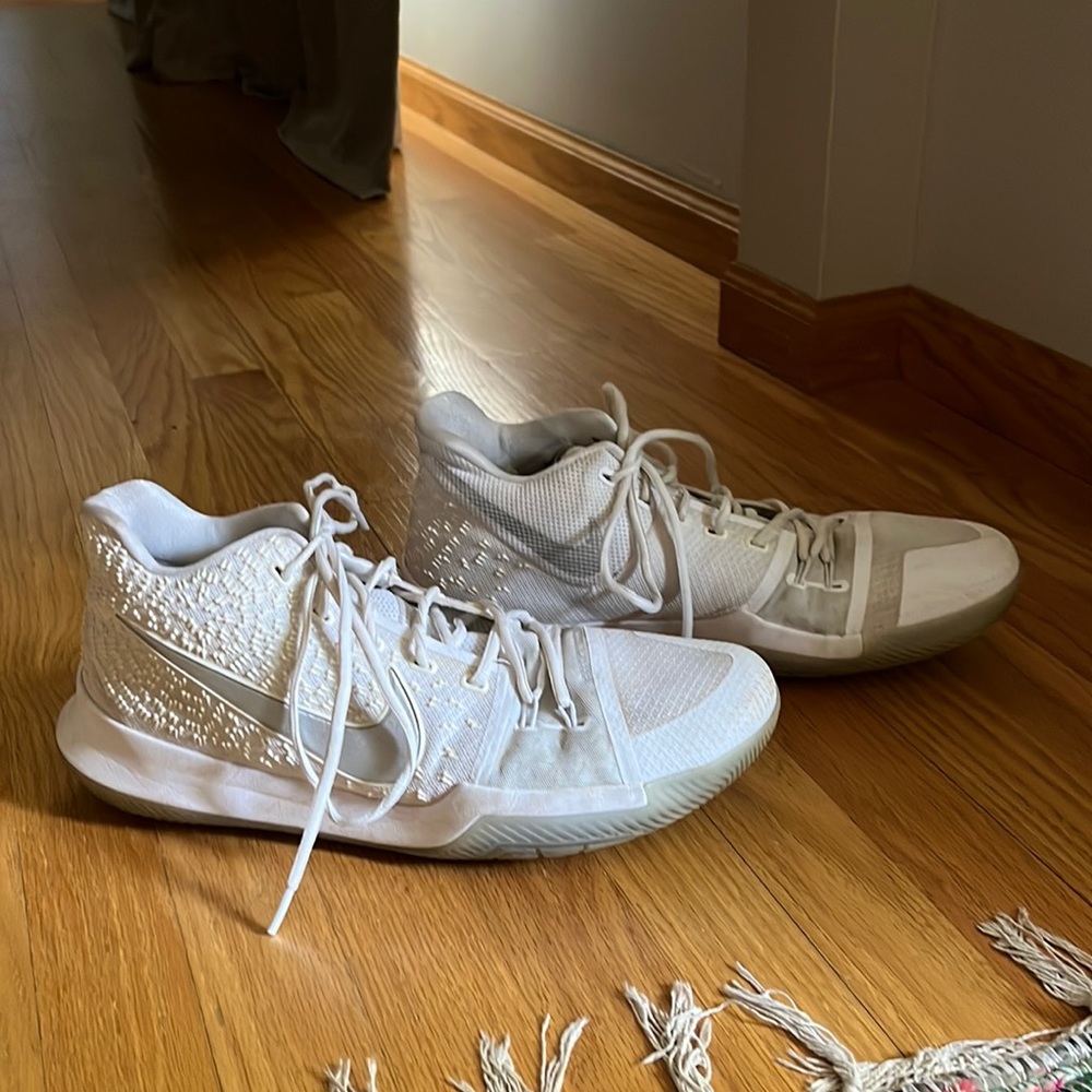 NIKE Zoom VIII